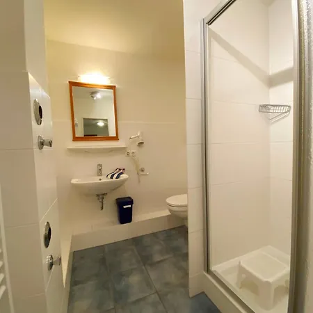 Апартаменты Haus Am Kurpark 25 *